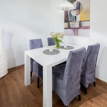 Apartment Kaiserhof 10 *